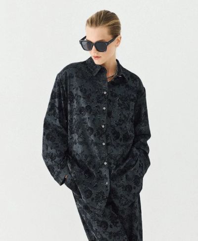 Дамска свободна риза от жакард в тъмно цветове – елегантна и комфортна.ACCESS FASHION (SKU)7026